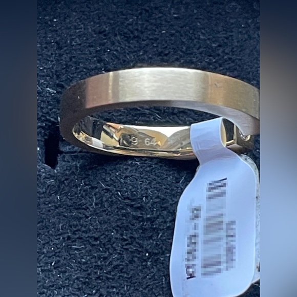 NEW 10.75 US Tom Wood split gate 9 Kt Satin Gold Diamond ring - Picture 4 of 15